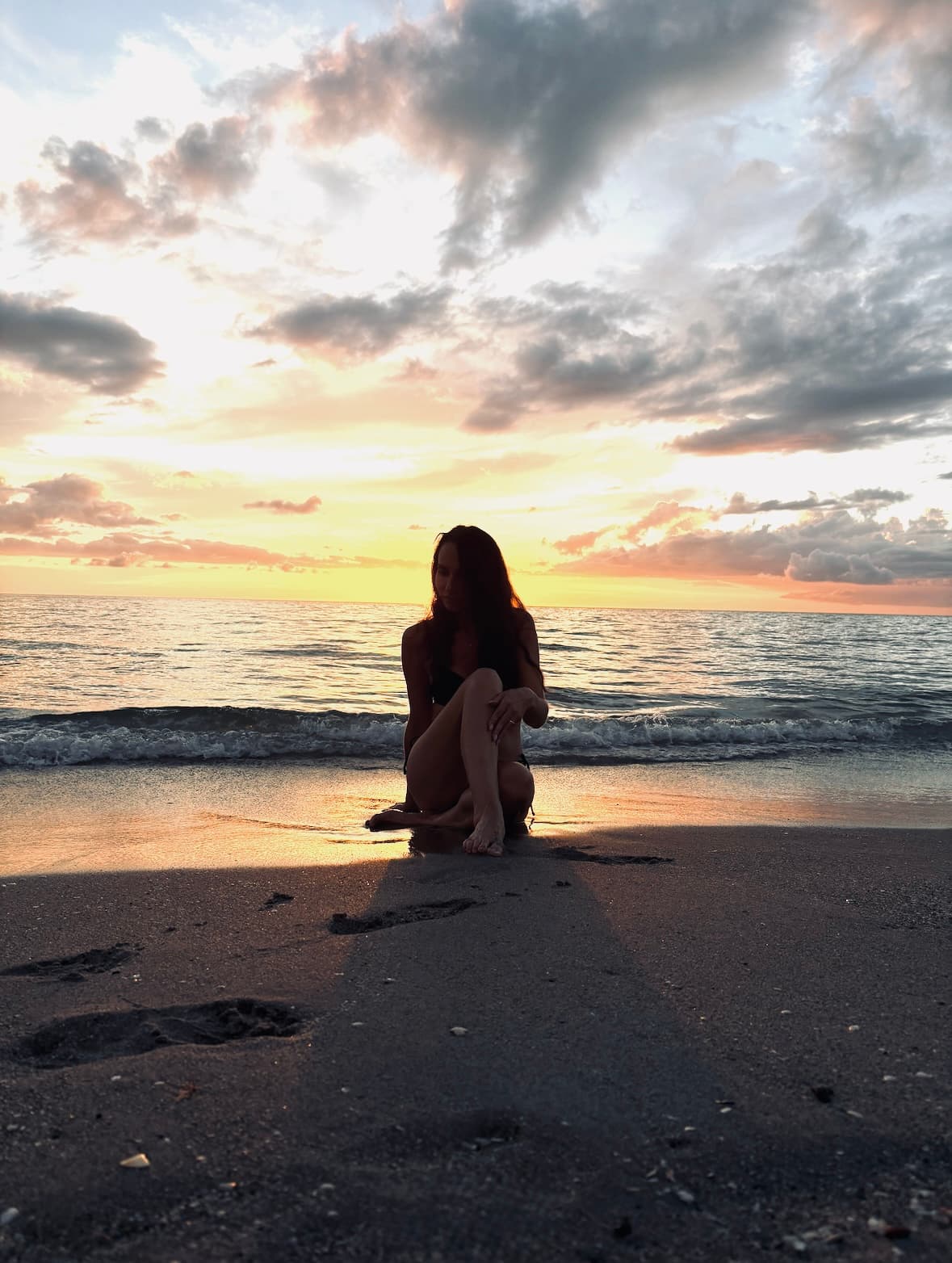 Fear That Holds You Back: How to Move Through It and Discover New Possibilities